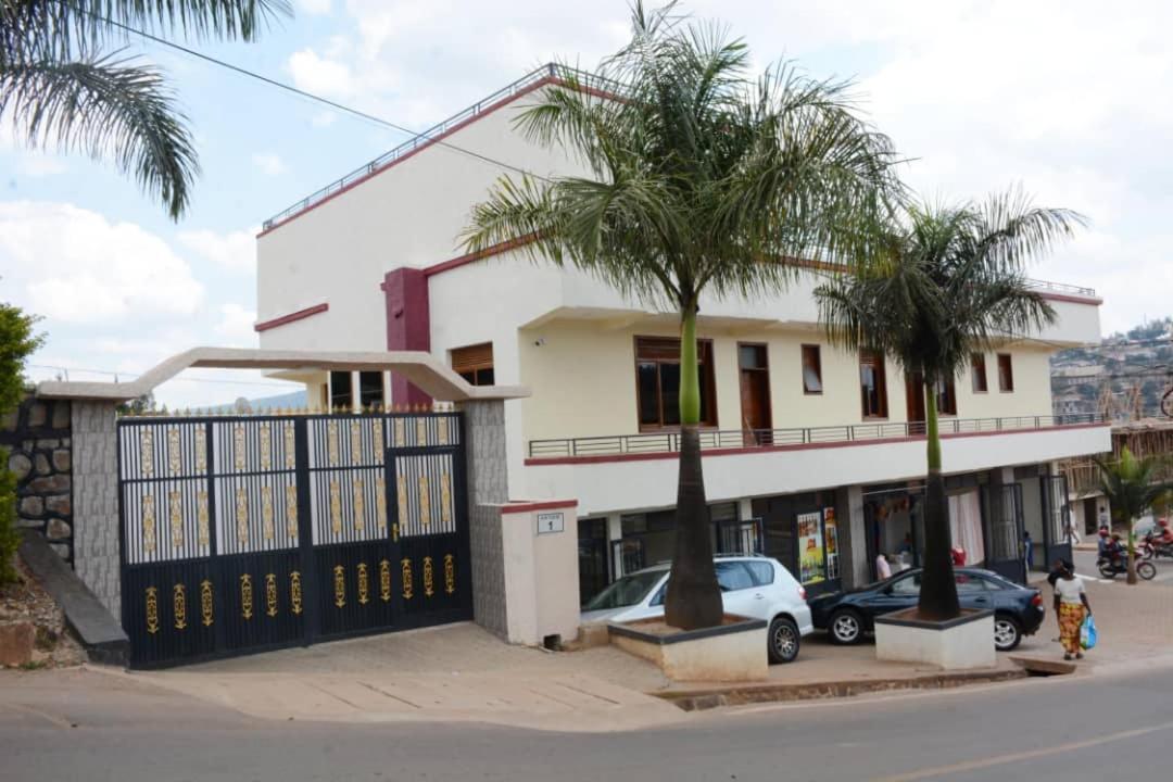 Corina K Guest House คิกาลี ภายนอก รูปภาพ
