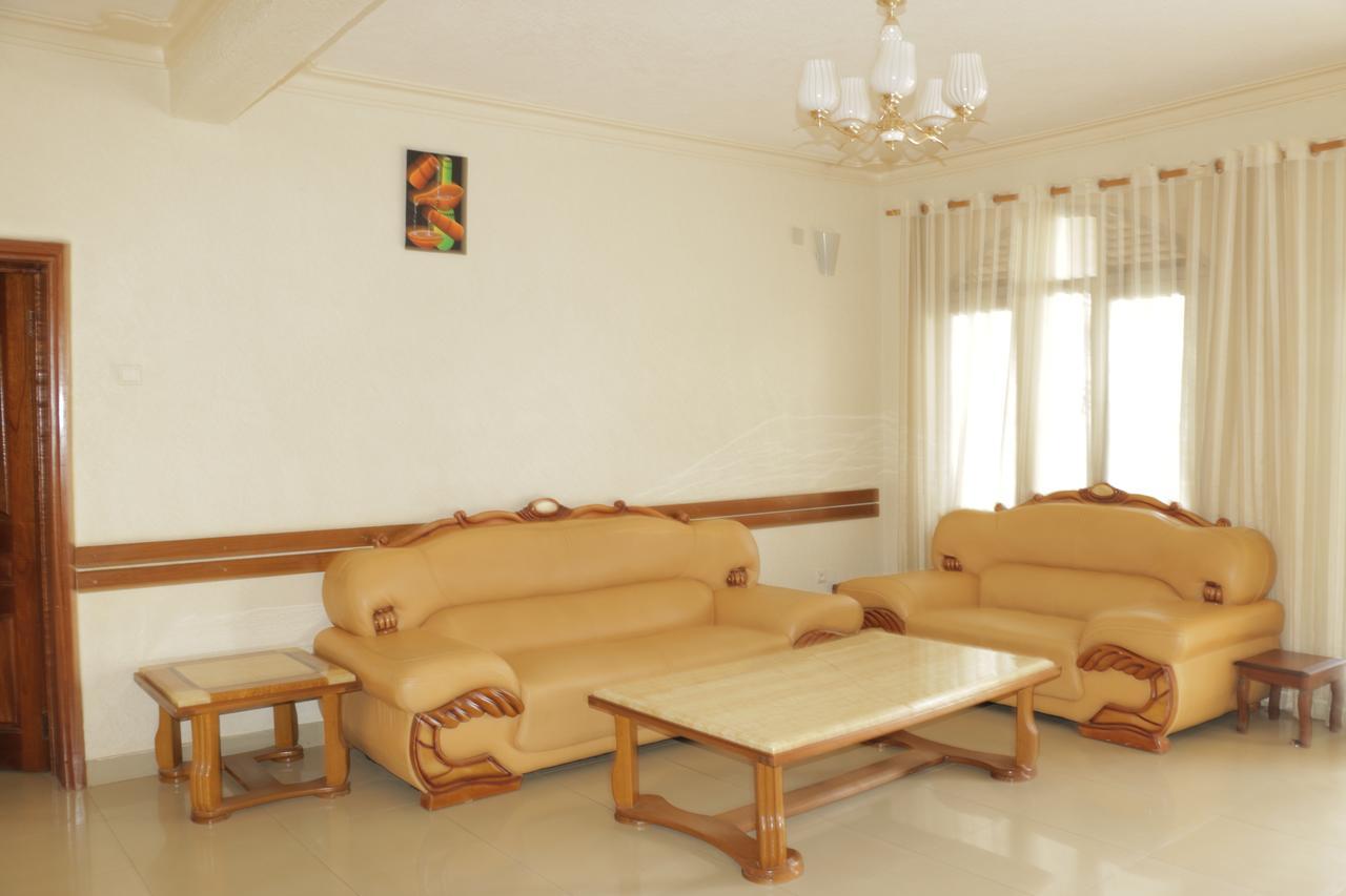 Corina K Guest House คิกาลี ภายนอก รูปภาพ